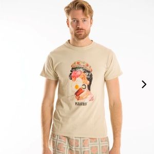 Pleasures English breakfast tee
